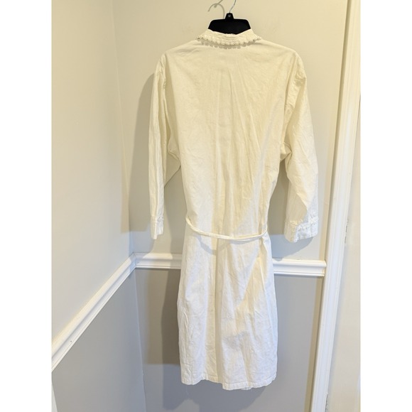 Victoria's Secret Cream Robe - Picture 8 of 9